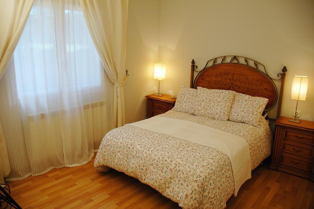 Residential Horse Club Costa Brava Vandrarhem Santa Cristina d'Aro Rum bild